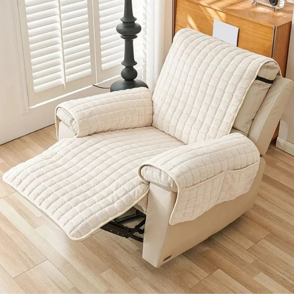 Quilted non-slip recliner chair cover in a stylish design, featuring a convenient side pocket for storage, ideal for protecting and enhancing your furniture. 11