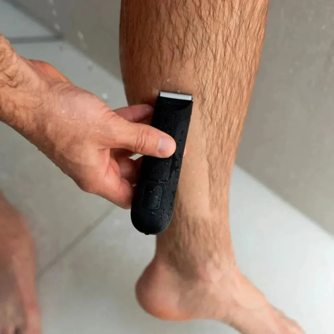 Rechargeable waterproof body trimmer for men featuring ceramic blades, LED light, and adjustable length settings, ideal for precision grooming and personal care. 2