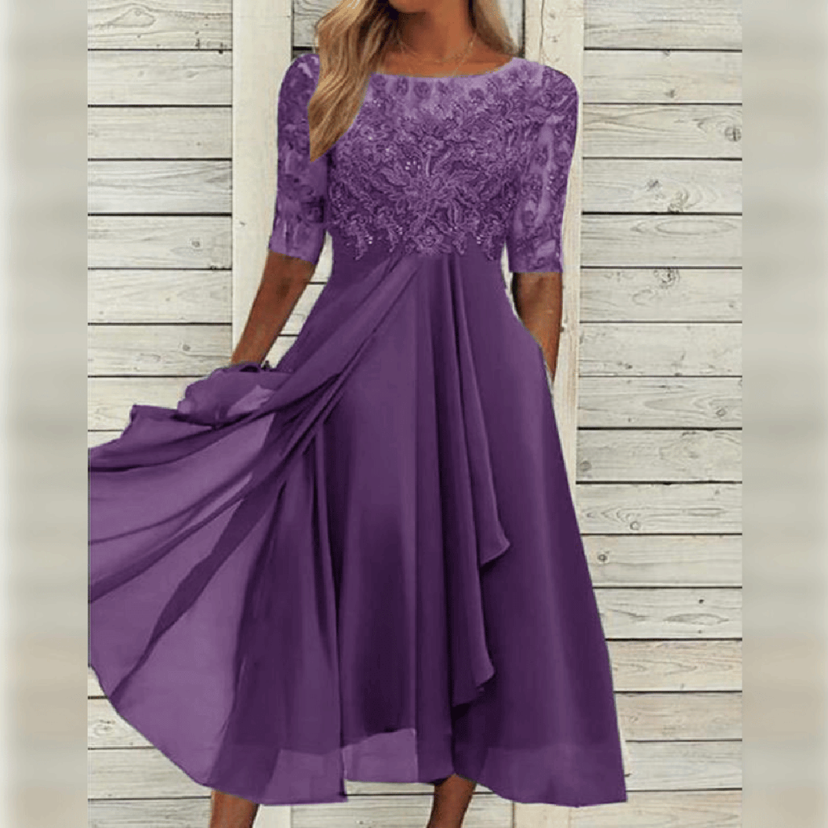 Elegant Flowy Women's Dress With Lace Bodice