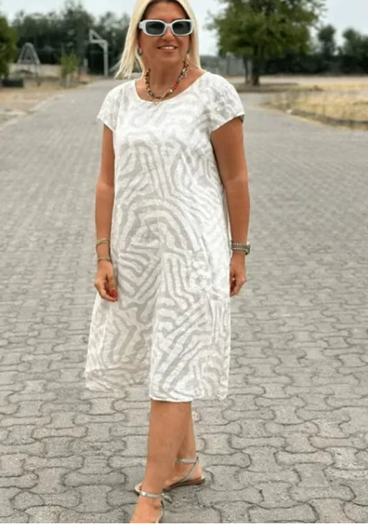 Sakura Midi Dress – Elegant Empire Waist for Versatile Summer Occasions